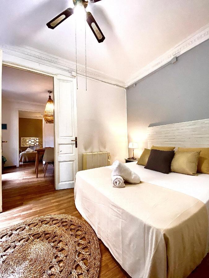 Alani Montjuic Hostel Барселона Екстериор снимка